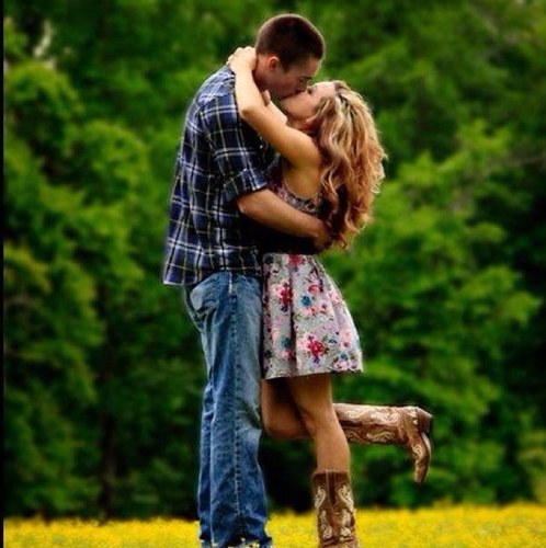 thatgirlfriend7's profile picture. Souther born, southern bred. I love fishing, hunting, racing, and hanging out with my friends. I also love my boyfriend very much ❤