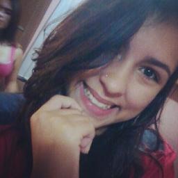 Tímida, sonhadora, acredito na humanidade, creio em algo maior que nos fortalece e nos torna capazes. @Maays_tt