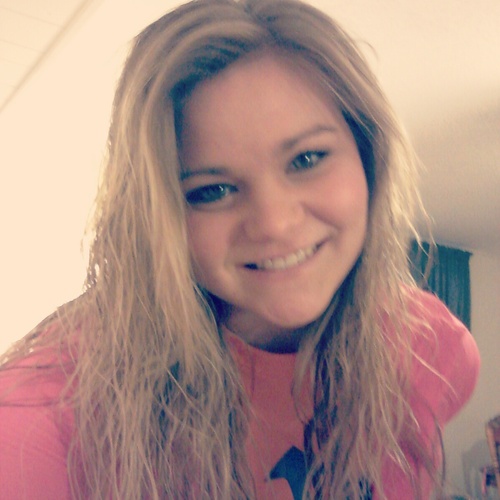 bmschnakenberg's profile picture. ‧Don't Look Back, You're Not Going That Way‧