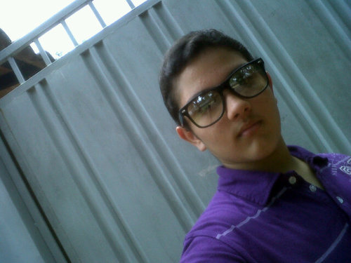 AMO A: WE LOVE: 1DIRECTION.JUSTIN BIEBER.LADY GAGA. JONAS BROTHERS Rock BTR and ME!!!☺♥... Tu ♥ Me ESPERA!