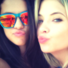 spring break forever with these bitches: @amandapolii @minadokev - love katy 1d and demetria more than i love my life - http://t.co/fto6s2Za