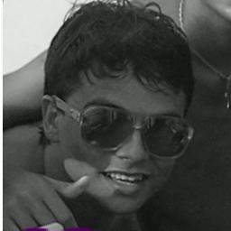 segue ae :P   ...  Aquele Garoto Que È Amigo De Todos , Não Ta Lembrado Então segue ae que voc vai lembrar  .” Não Quero  O Mal de Ninguem