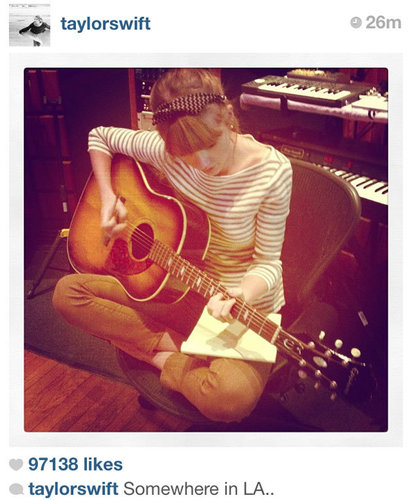 i have no words to describe how i love taylor. i'm speechless. #lLOVETaylorSwift . mention for followback !