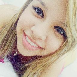 Sou um livro aberto rodeada de analfabetos. (:
http://t.co/CSeExFkC