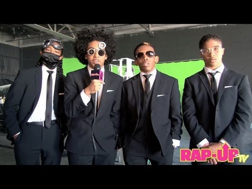 Hey Fans My Official Account 0% Fake 100% Real! #Support us text us call us 323-319-6060 thers the number MB yall peace