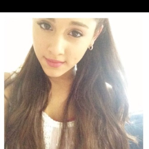 SaraLOvezYOoUh's profile picture. 3/7 @JusticeCrew 2/5 @janoskians follow me. James tweeted me HAPPY BIRTHDAY N SAID HE LOVED ME 2 @Faydee follows yh