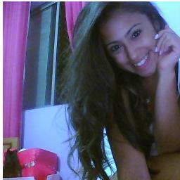 pisciana , sensíveel , sincera , apaaaixonada poor..... DANÇA  ♥