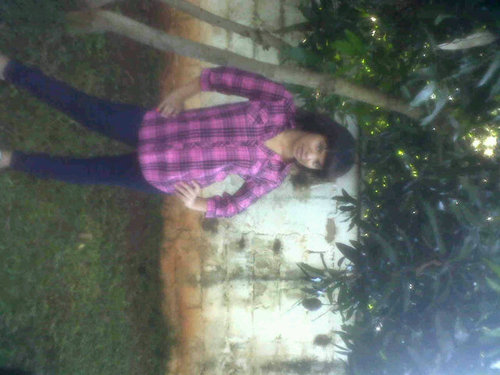 I♥ God,♥ shofarband,an ♥ one direction......*follow me and I will follow back*