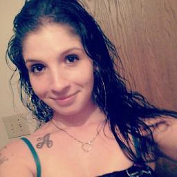 Lady Mz!!! Promoter for Filthy Klean ENT. Be sure 2 follow @Mzareeakathemz & @JmacDagreatFK (& @KissesSoSweet ) We follow back!