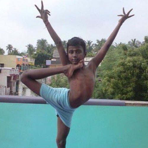 boringtweets123's profile picture. Hi guys, tweet me for a follow back, or just follow and i will follow back as quick as i can! #teamfollowback #followforfollow #ifollowback #500aday