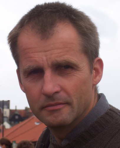 Biolog, inneklimaentusiast og halvhjertet Nesodding. (Grinebiting motvillig overlatt til @SureSverre)