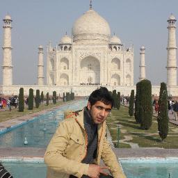 DaryoshTabesh's profile picture. sabko aati nahi meri jaati nahi