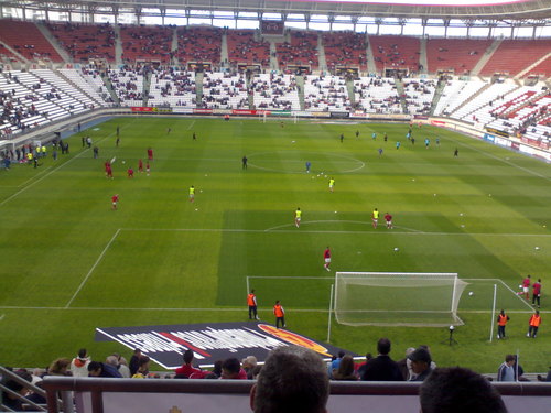 mi ALMA del real murcia,seguidor del atletico.español.Centro derecha.