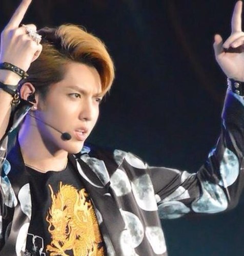 I'm just Bot's Kris EXO-M | ผมอาจดูขรึม แต่มีบางมุมที่คุณจะได้เห็นจากผม รักเรียล อย่าลืมรักผม| จุดเริ่มต้นมักไม่มีที่มา แต่จุดจบคือที่มาของเรื่องทั้งหมด
