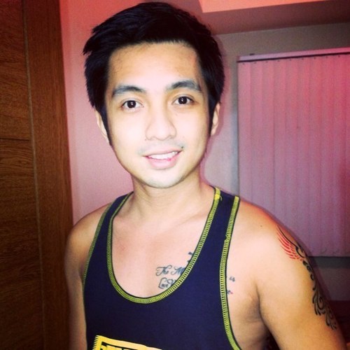 Former dlsu accounting prof. Food entrepreneur. :)
