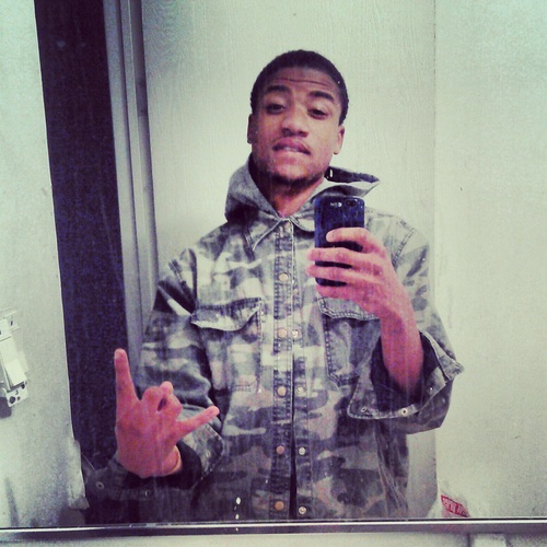 I love going out, love balling, (love) listening to WIZ KHALIFA) , AND LOVE SMOKING LOUD....