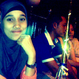 zizha_ssibarani's profile picture. MY ИΛMƐ ĪS ZĪZΛ ß♡ŔƱ SĪßΛŔΛИĪ. Ī Ŀ♡vƐ اَللّهُ. i ℓøƔƐ  ℓøve muhammad, and mŶ ƒAmiℓŶ