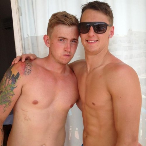 the_rooster1's profile picture. 