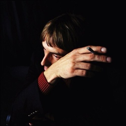 Everything Paul Weller, including one of the best Paul Weller forums on the net!