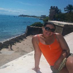 magyuvalle's profile picture. Guardame Como a la niña de tus ojos y escondeme bajo la sombra de tus alas...*-*