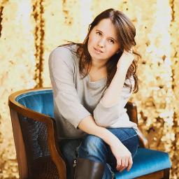social media, branding and
comercial photographer in Michigan
