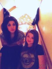 Follow me and ill follow back :)