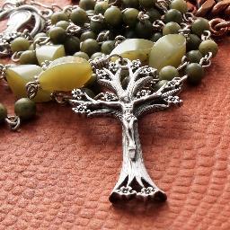 AbbeyForge's profile picture. One of a kind & custom gemstone jewelry creations.  Check out the AbbeyForge gemstone rosary & mens unisex collection!  See https://t.co/bVSTrPeuDV