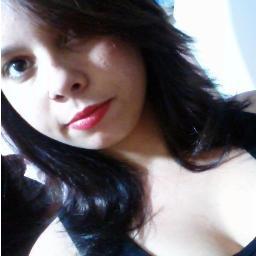 Every day that passes the Music, and the presence of Mr. runs through my veins I can feel it in the touch, a beat .. (: