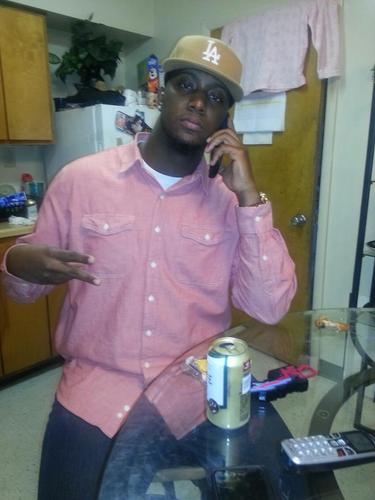 Young And Gettin it..... IG me at CHILLSOICEY