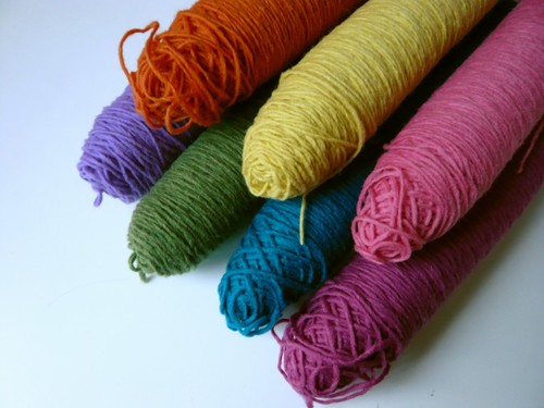 Tejer es una tradición, y su aparición data del siglo XVI.Aprende con nosotras en nuestras meriendas diseñadas sólo xa ti. 
Más info:meriendas-knit@hotmail.com