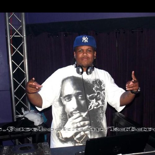 Well everyone know it's me the OG Sycho MF Killa Eastwood. holla at me CUZZ. Keeping it crippen and reppin the J-Walkerz