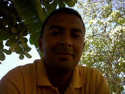 Elmuecom's profile picture. 