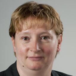 Moeder van 2 pubers. Aankomend docent geschiedenis. Woon met veel plezier in de vinex #teampatat