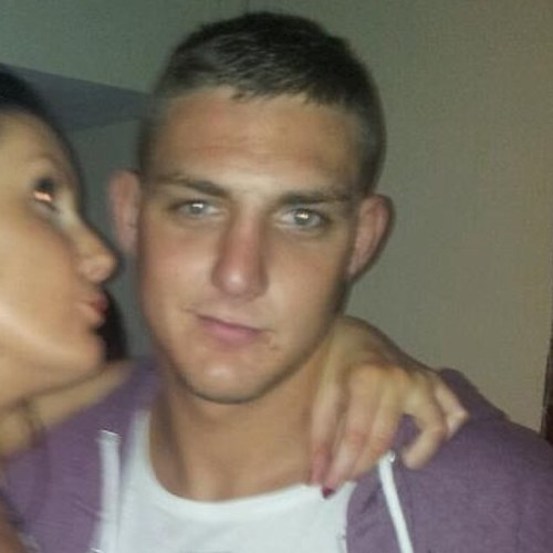 Well, Ciaran here but everyone calls me conty. Don't really give a shit about anything besides my Girlfriend haha, love her I do :)