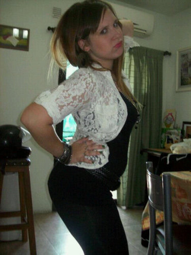 LauraaGervasoni's profile picture. Simpatica, trabajadora, divertida y muy enamorada. :)