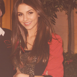 xvictorian's profile picture. 