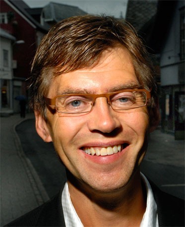 MorganLillegard's profile picture. Twitter-meldingene gjøres som kommunikasjonsdirektør i Nofima.