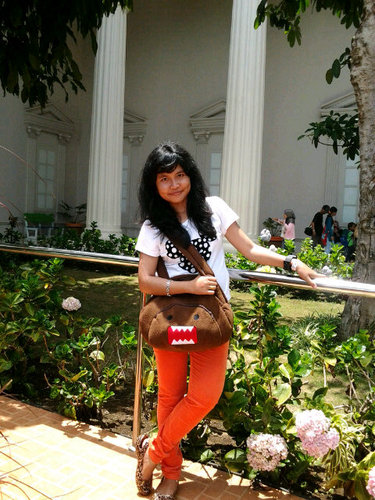 Oviynoviatotot's profile picture. Faculty Of Law UNLAM Banjarmasin 2012-2013.Path:OviSari