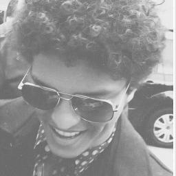 Quer o Bruno Mars em Salvador? Então siga o nosso Twitter, vamos juntas fazer nosso sonho se tornar REALIDADE :D
Donas: @NickiSaid @Michele_Mars