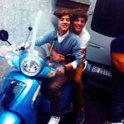 0/5 | 0/7 | our2ndlife | I ship Huran.. me and dis boy named Duran kay c; Jc's mine babe. fuck it. im fabulouis ! :b