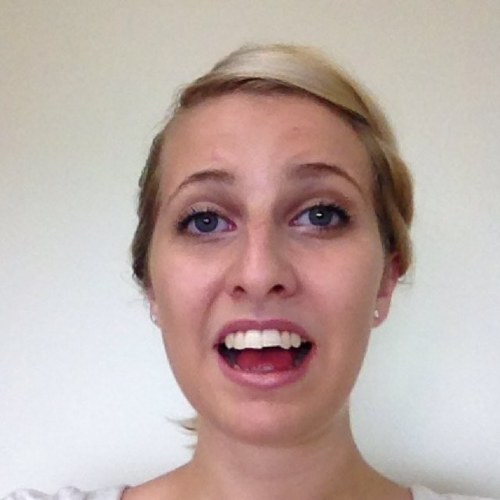 jasbrookes's profile picture. Mass Communication student. Auslan second language. About to sneeze...