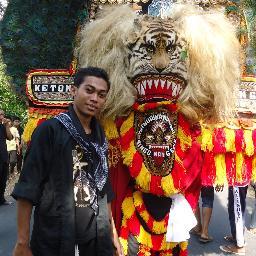 belajar untuk menjadi yang terbaik,,, minimal untuk diri sendiri dan orang yang kelak jadi makmum ku