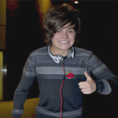 Primeira e melhor fonte de notícias sobre o cantor britânico Frankie Cocozza. First and the best brazilian source about Frankie Cocozza.