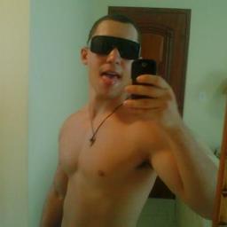 GabrielBiango's profile picture. Distancia não significa nada quando alguem significa tudo !