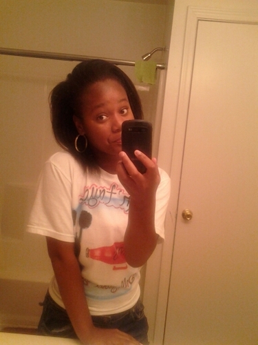 Hi my name is Ar'taya and im a cheerleader/singer/dancer+ #Follow my besties ... @jasminehodges97 and @Unstoppable4ce and @Lil_Reggie1