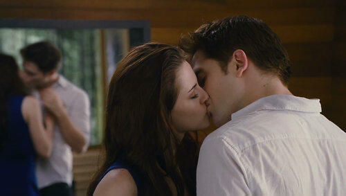 #RPwithoutAgency ! | Yadongers | si vampire jelek @Modus_EdwardCul's ♥ ngelirik ? Mau mati ya ? {30.12.12}