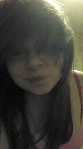 Alanalovesu2's profile picture. follow and i follow back :) instagram imateddybear2 and tumblrs lanelovesu and my kiks imabitch2