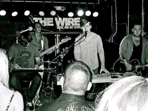 http://t.co/0ecm6CGH 
Nashville/LA
Signed to 403 Records