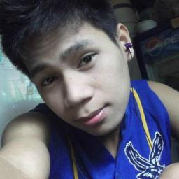 mhaqulet12's profile picture. 