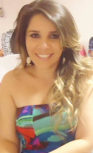 A paixonada por ❤  JESUS ❤!!CASADA com @Irmao_Paulinho Mãe do Bruninho.Serva do SENHOR,seguidora do MESTRE JESUS...QUER SEGUI-LO?